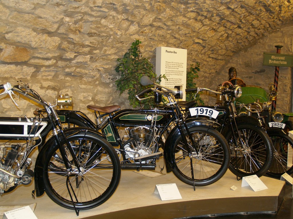 clubtour12-200.JPG